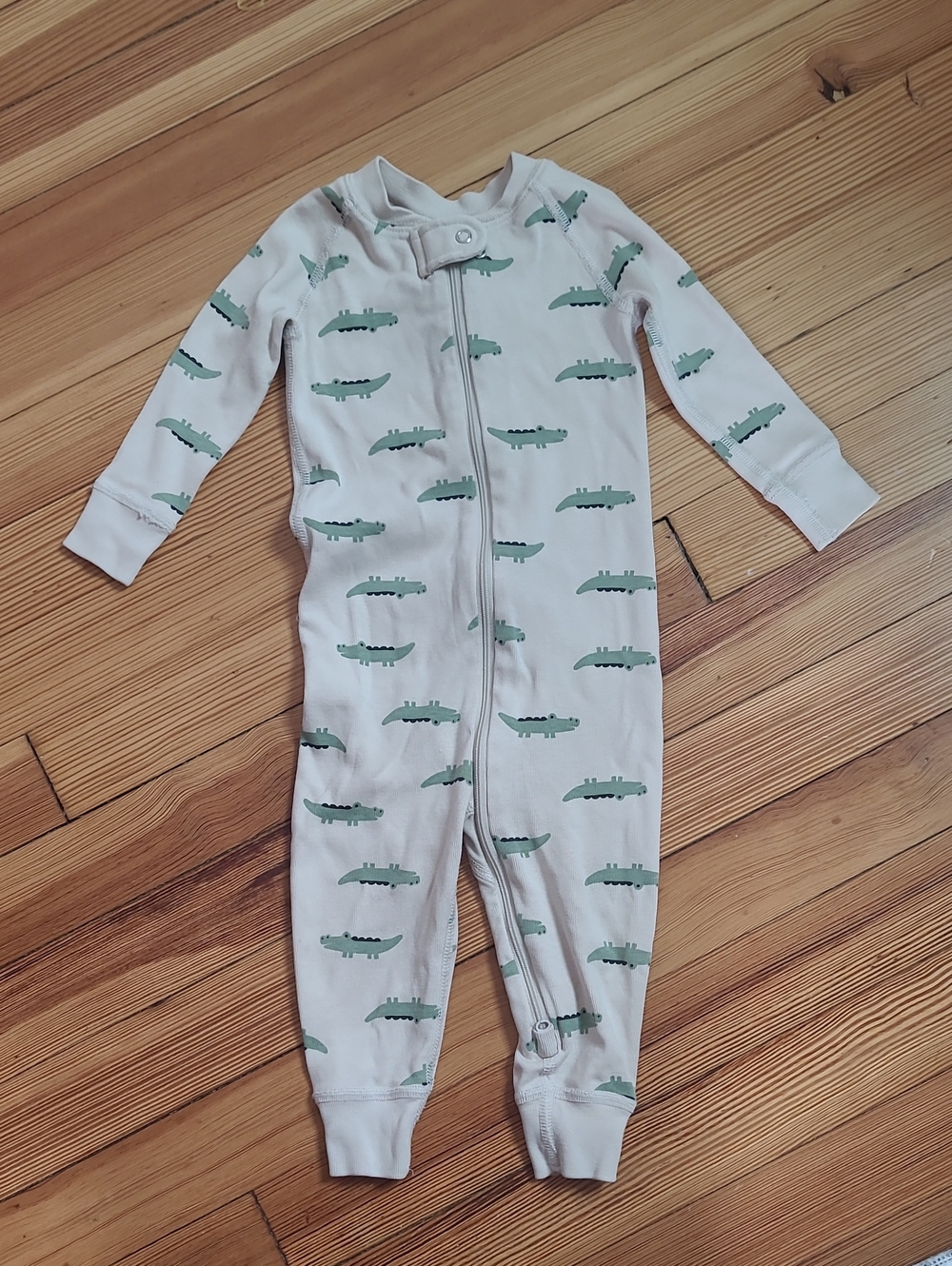 Hanna Anderson Cream One-Piece Sleeper, with Green Crocodile Print - Zip Front